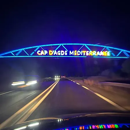 Centre Port, 1er Etage, Climatise, Spacieux, Terrasse, 6 Personnes Апартаменты *