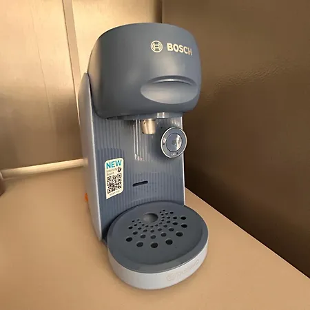 Centre Port, 1er Etage, Climatise, Spacieux, Terrasse, 6 Personnes Агд