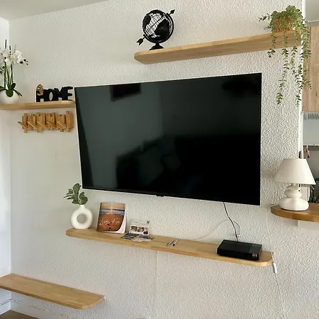 Climatise Et Spacieux Avec Terrasse, Centre Port Et Proche - 6 Personnes * Agde