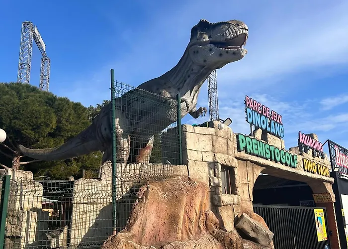 Climatise Et Spacieux Avec Terrasse Et Vue Sur Le Port Capacite 6 Personnes * Agde