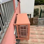 Climatise Et Spacieux Avec Terrasse, Centre Port Et Proche - 6 Personnes * آجد