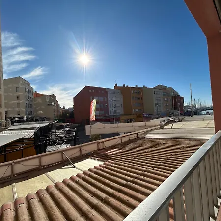 Apartment Spacieux, Climatise Et Lumineux, Ideal Jusqu'a 6 Personnes Au Coeur Du Centre Port Du Cap D'agde Agde