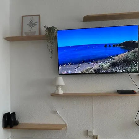 Spacieux, Climatise Et Lumineux, Ideal Jusqu'a 6 Personnes Au Coeur Du Centre Port Du Cap D'agde Agde