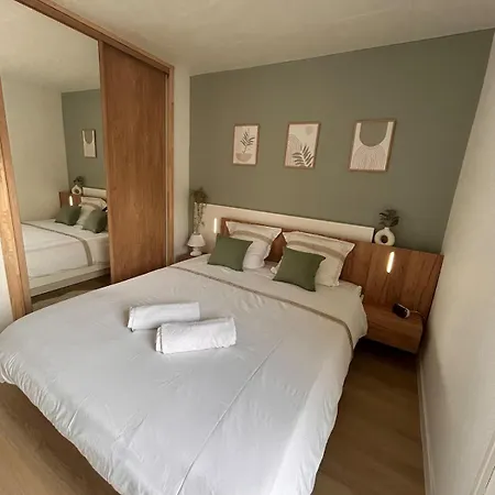 Centre Port, 1er Etage, Climatise, Spacieux, Terrasse, 6 Personnes Apartman Agde