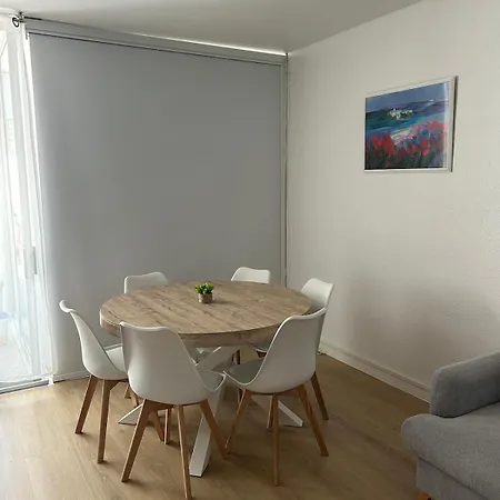 Spacieux, Climatise Et Lumineux, Ideal Jusqu'a 6 Personnes Au Coeur Du Centre Port Du Cap D'agde * Agde