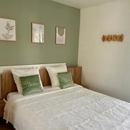 Apartman Climatise Et Spacieux Avec Terrasse Et Vue Sur Le Port Capacite 6 Personnes