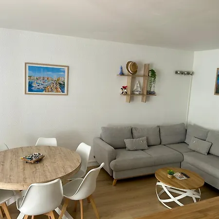 Apartment Climatise Et Spacieux Avec Terrasse, Centre Port Et Proche - 6 Personnes Agde