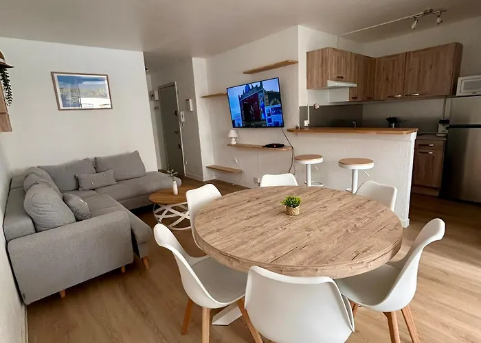 De Gamme Climatisé, Spacieux, Grand Confort Et Terrasse, En Famille Ou Entre Amis Appartamento Agde