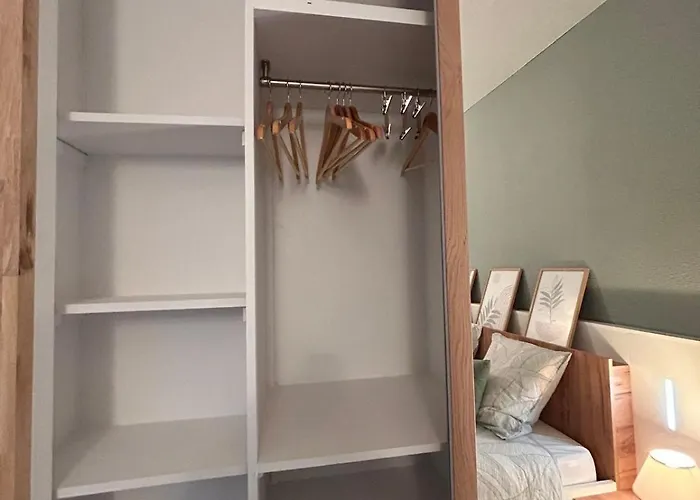 Apartment Climatise Et Spacieux Avec Terrasse Et Vue Sur Le Port Capacite 6 Personnes Agde