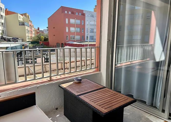 Apartman Climatise Et Spacieux Avec Terrasse Et Vue Sur Le Port Capacite 6 Personnes